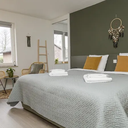 - Restaurant De 4 Jaargetijden 3* Epen