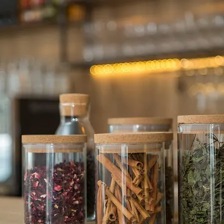 - Restaurant De 4 Jaargetijden Ξενοδοχείο
