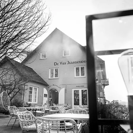 - Restaurant De 4 Jaargetijden 3* Epen