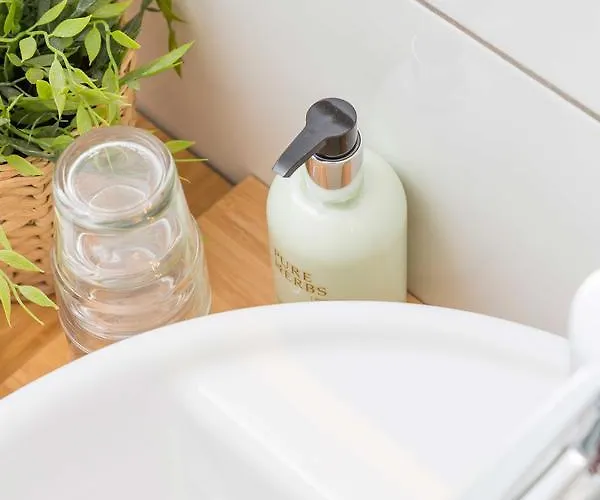 - Restaurant De 4 Jaargetijden Hotel 3*