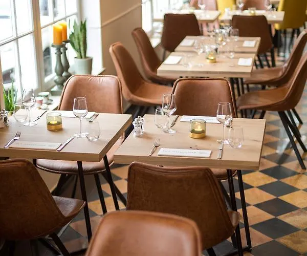 - Restaurant De 4 Jaargetijden 3* Epen