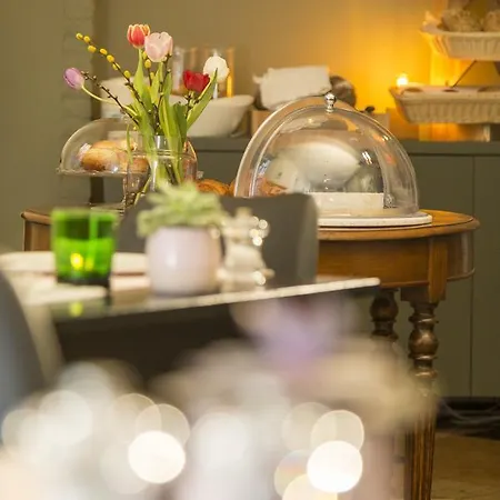 - Restaurant De 4 Jaargetijden 호텔 에펜