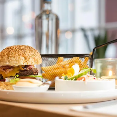 - Restaurant De 4 Jaargetijden 3*