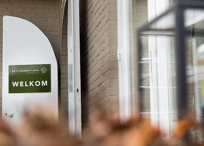 Отель - Restaurant De 4 Jaargetijden 3*